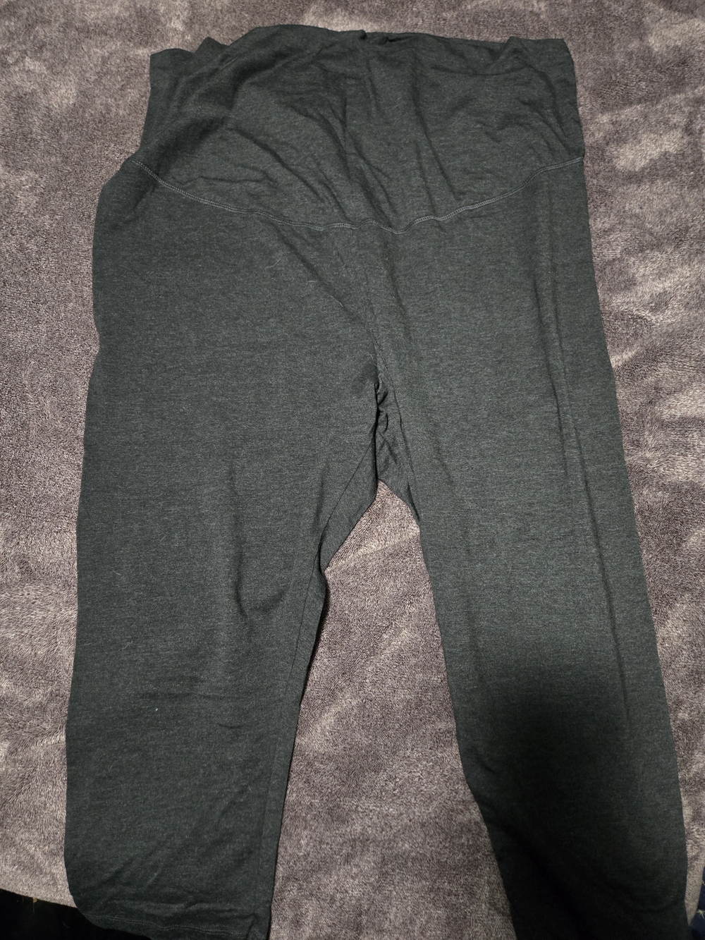 Old Navy Dark Charcoal Maternity Capri Leggings